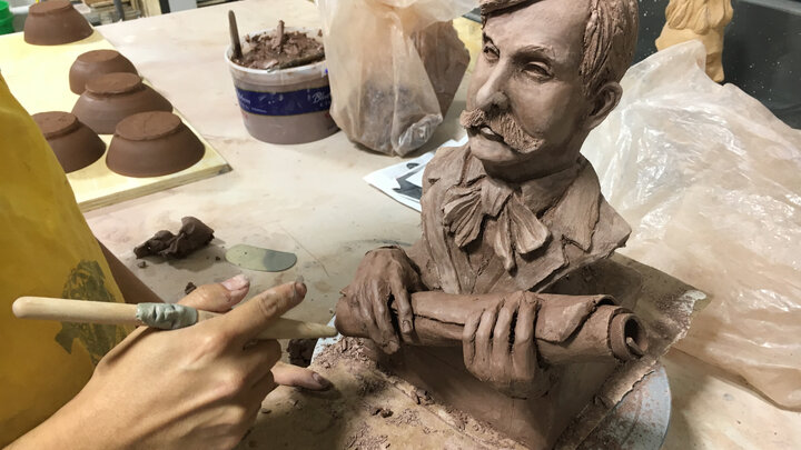 NIS sculpture
